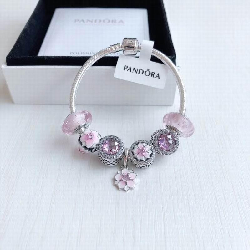 Pandora Bracelets 1582